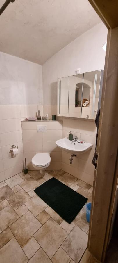 Monteur-Ferienwohnung Ot Naundorf Naundorf  Eksteriør billede